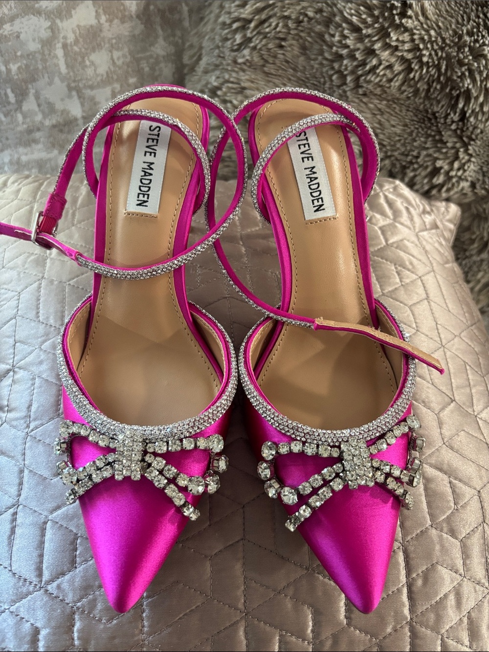 Steve Madden Fuchsia Satin Pointed-Toe Crystal Bow Heels